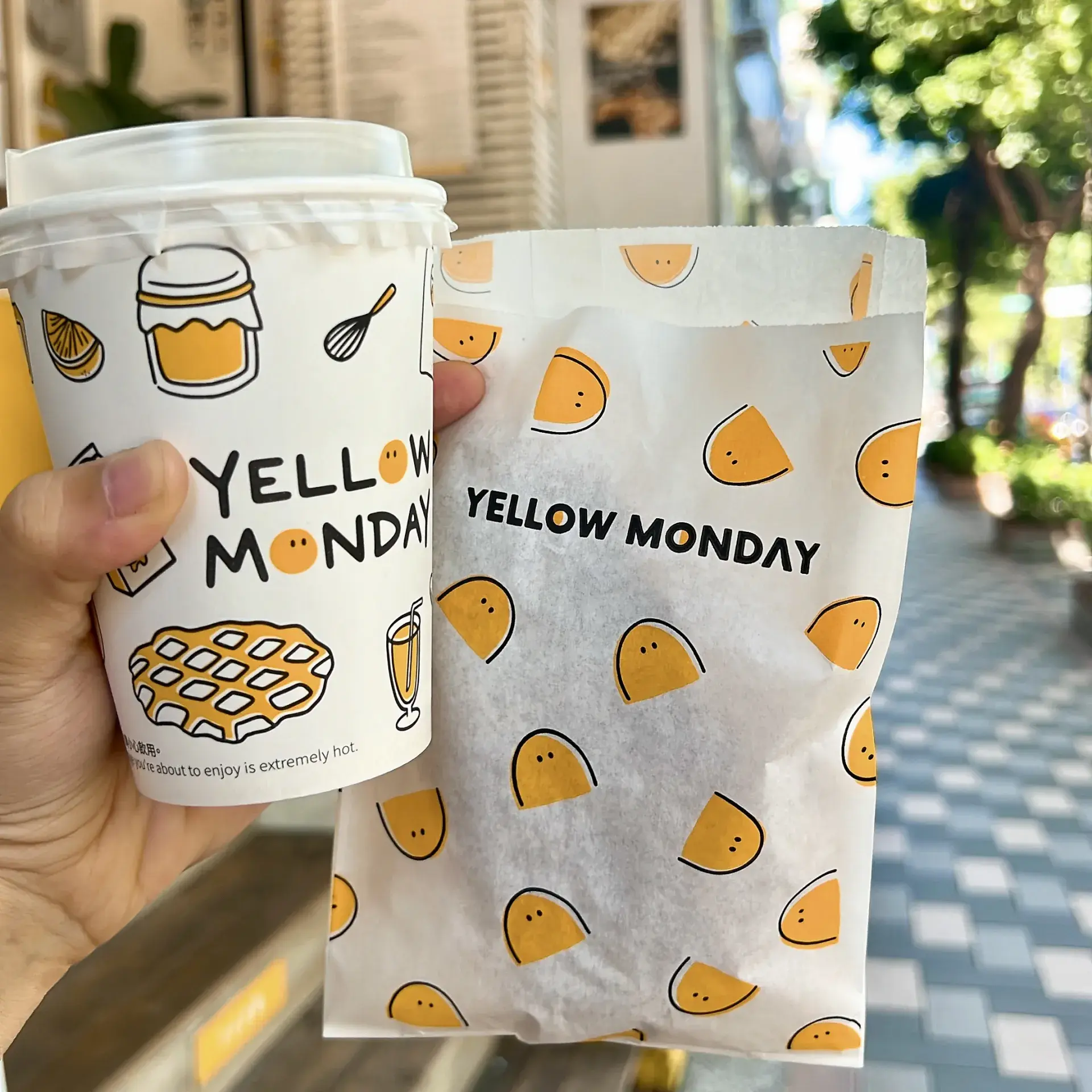 Yellow Monday 6